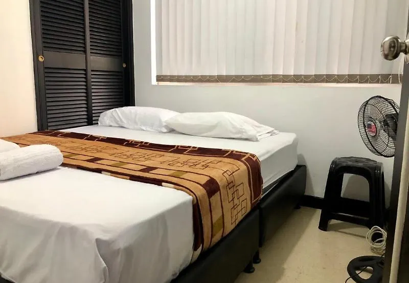 Bulevar De Bulerias Hotel Medellin 2*,  Colombia